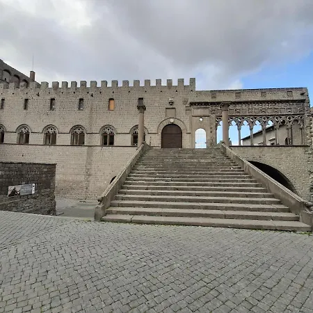 Gasthuis Al22 Di Piazza Del Gesu Viterbo